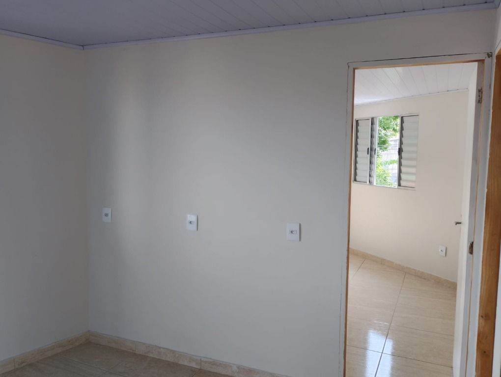 Casa para aluguel no Jardim Alzira Franco: 
