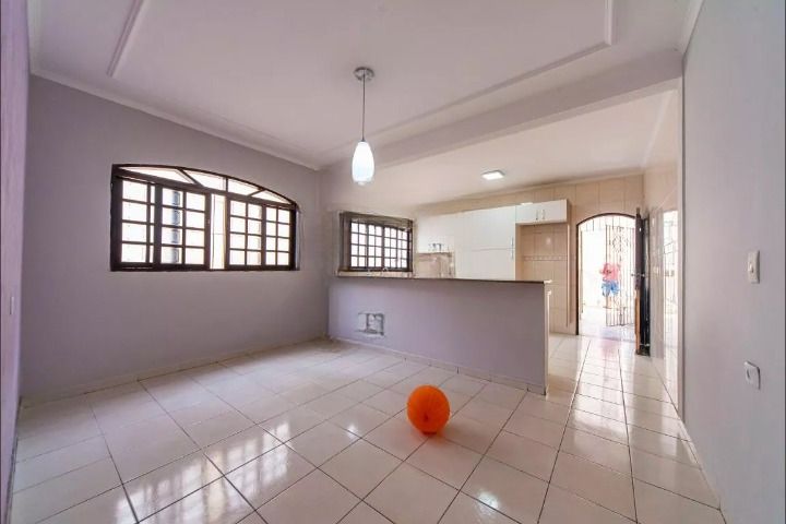 Sobrado para aluguel no Vila Guarará: 