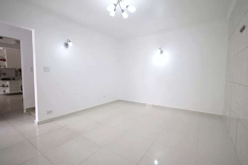 Sobrado para aluguel no Utinga: 