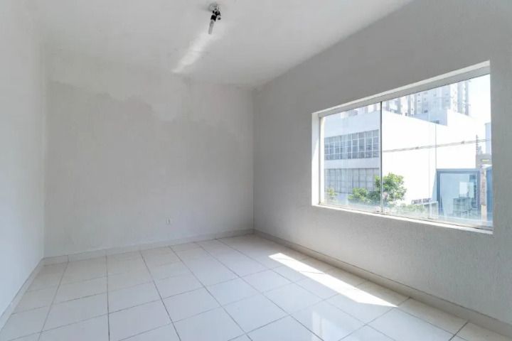 Sala para aluguel no Centro: 