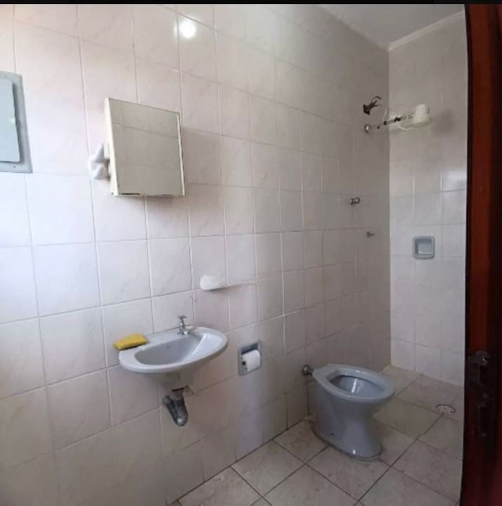 Casa para aluguel no Vila Guarani: 