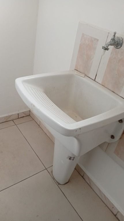 Kitnet para aluguel no Parque das Nações: 