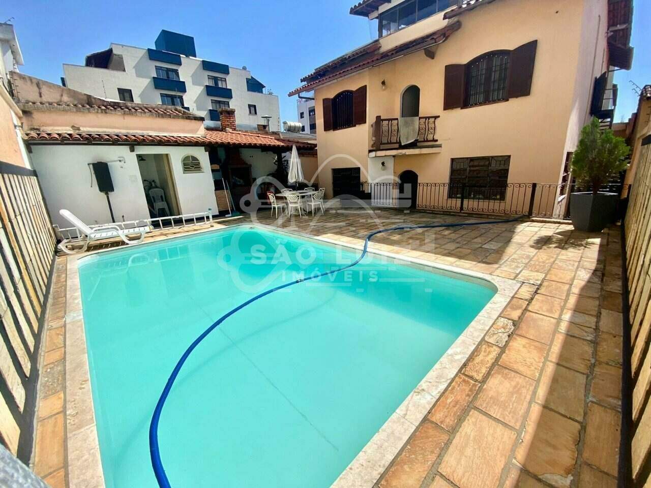 Casa com 5 quartos — São Luiz, Belo Horizonte