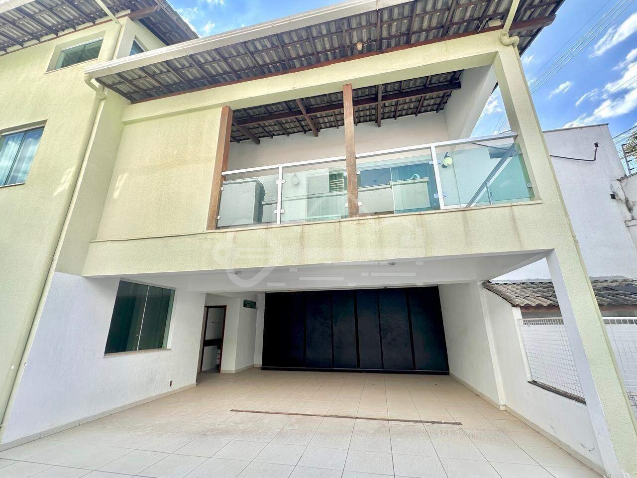Casa com 4 quartos — Dona Clara, Belo Horizonte