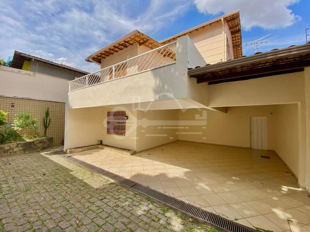 Casa com 6 quartos — Itapoã, Belo Horizonte