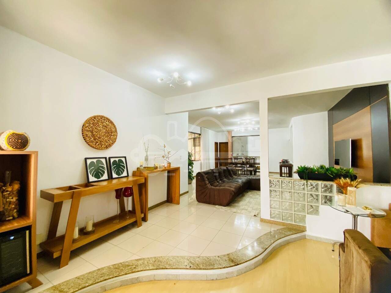 Casa com 4 quartos — Bandeirantes, Belo Horizonte