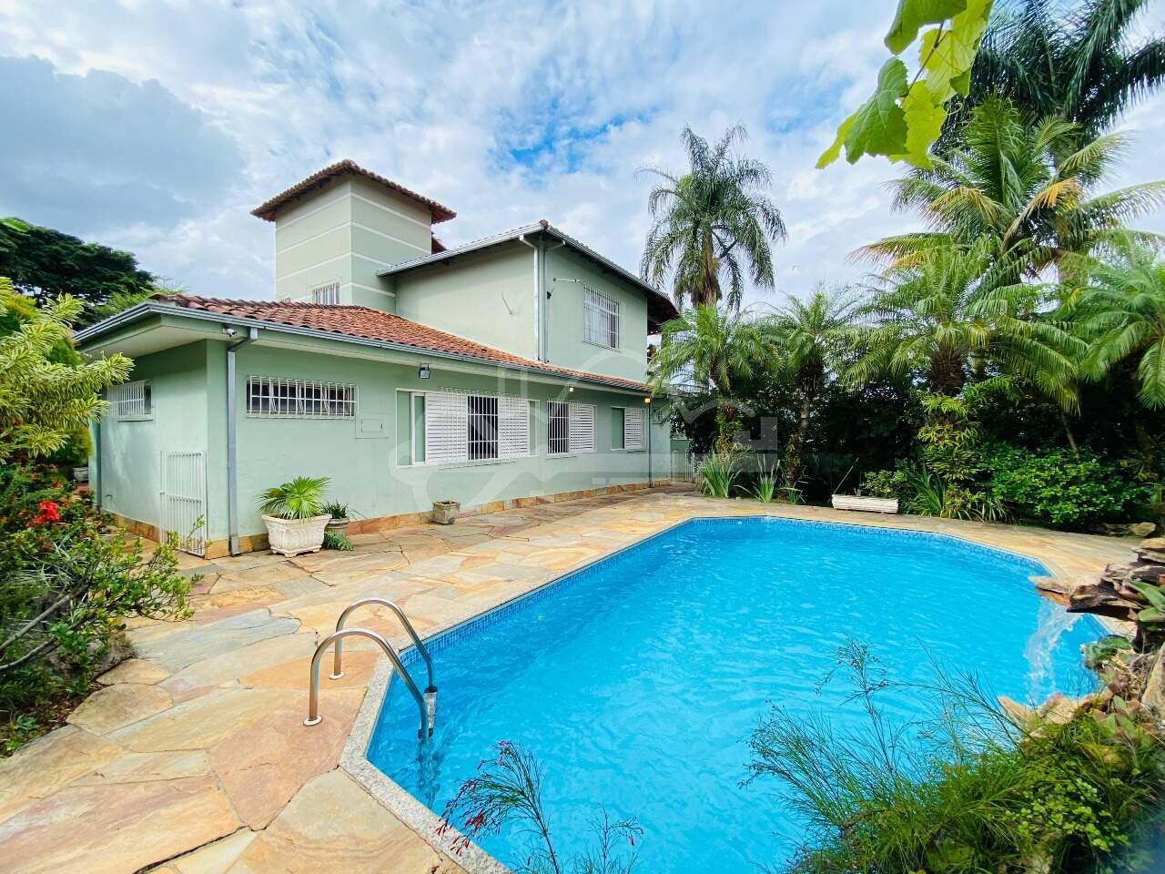 Casa com 5 quartos — Bandeirantes, Belo Horizonte