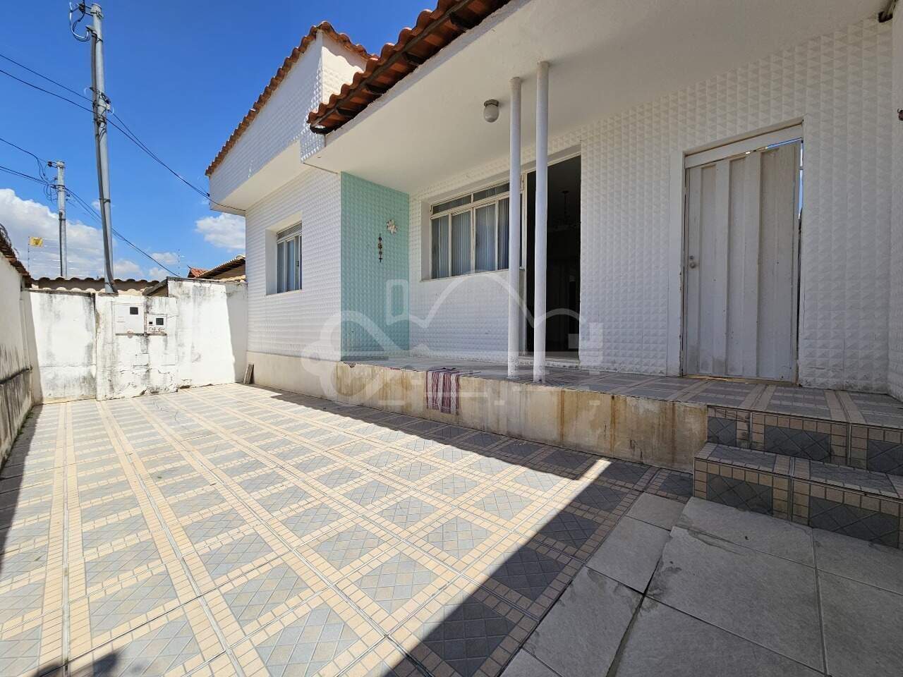 Casa à venda no Santa Mônica: 