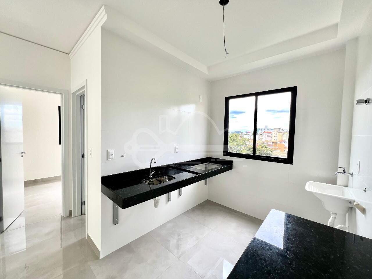 Apartamento à venda no Santa Amélia: 