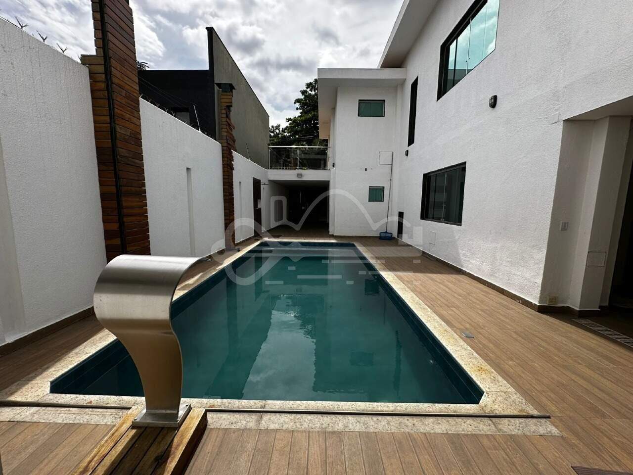 Casa com 3 quartos — Ouro Preto, Belo Horizonte