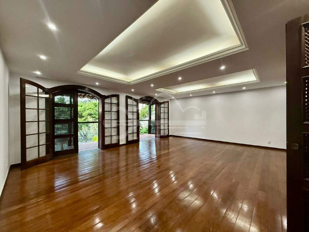 Casa com 5 quartos — São Luiz, Belo Horizonte