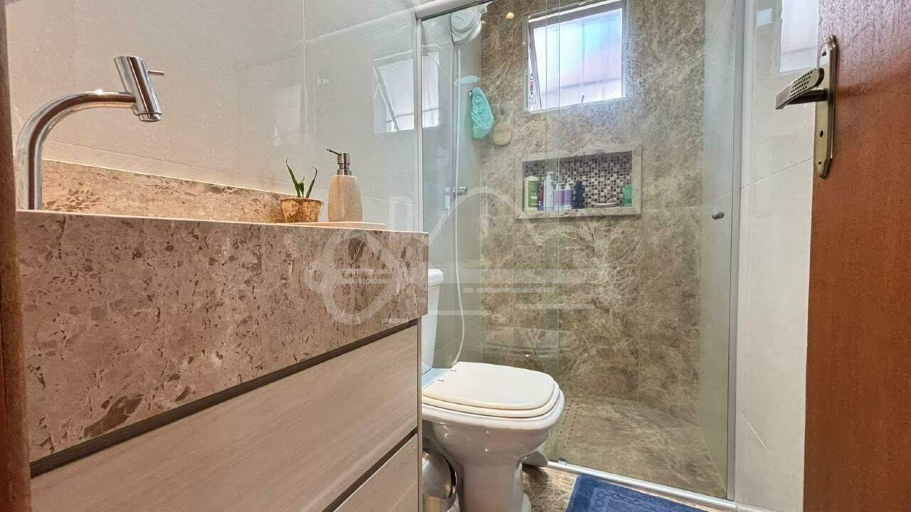 Apartamento à venda no Santa Branca: 