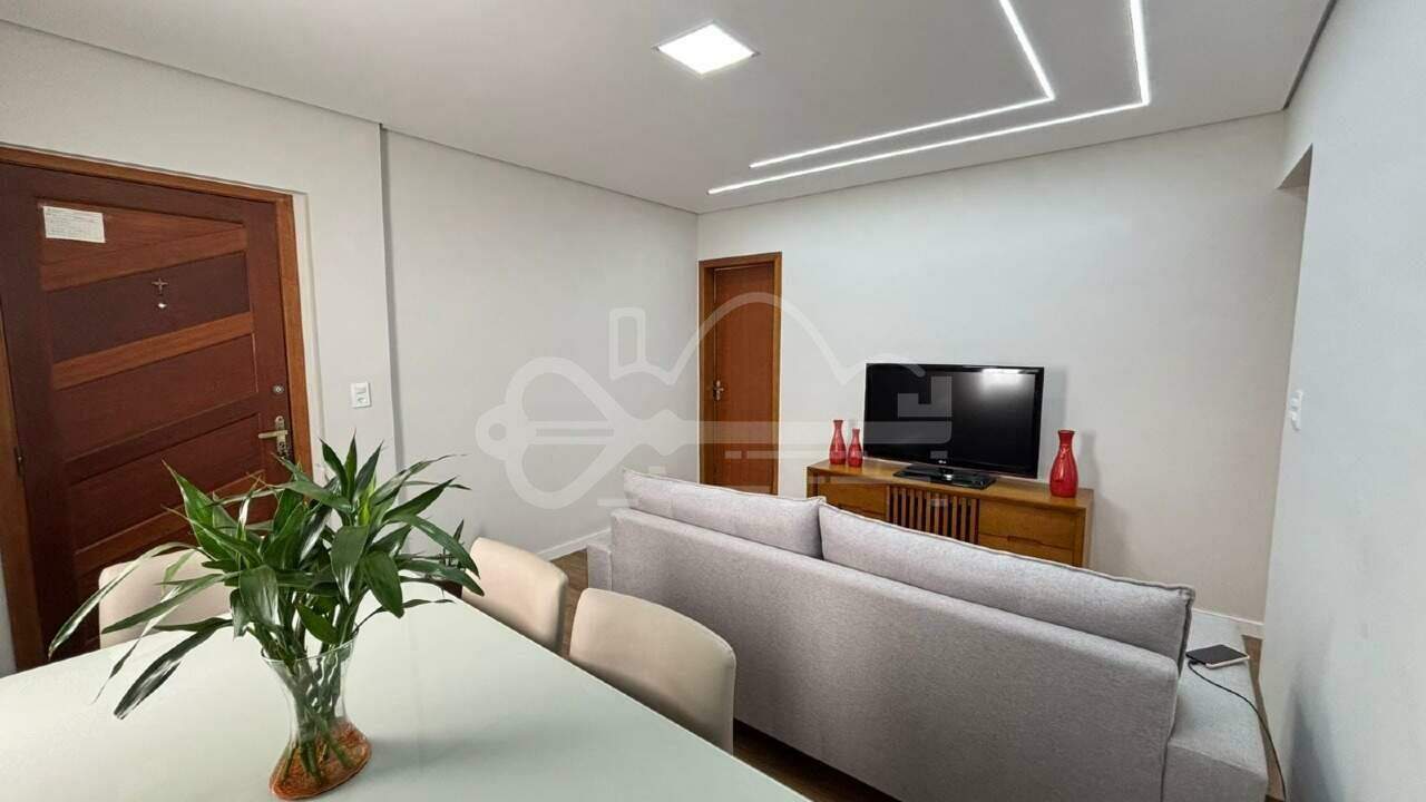 Apartamento com 3 quartos — Santa Branca, Belo Horizonte