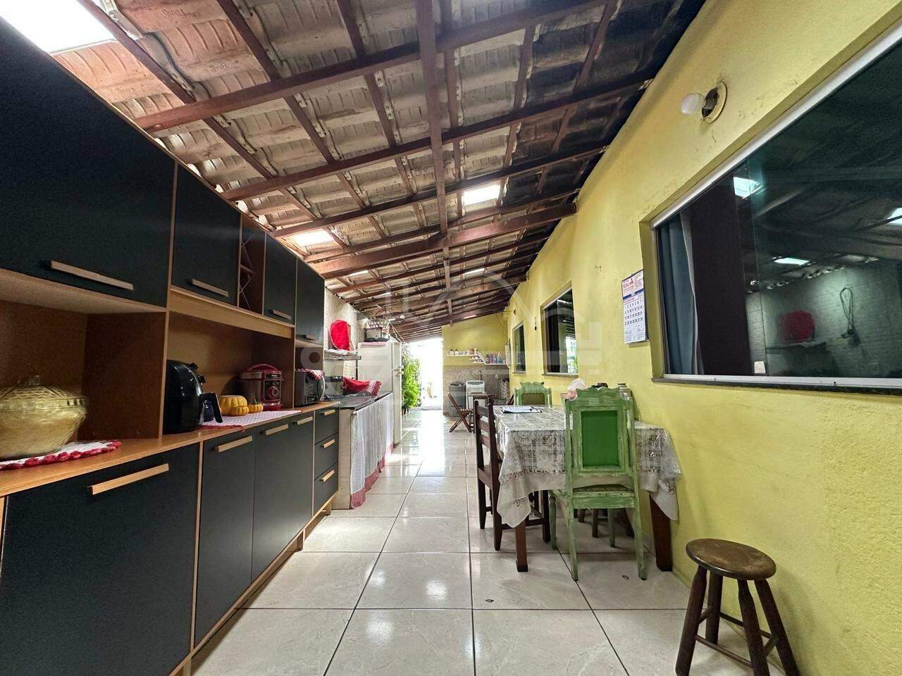 Casa com 4 quartos — Santa Amélia, Belo Horizonte