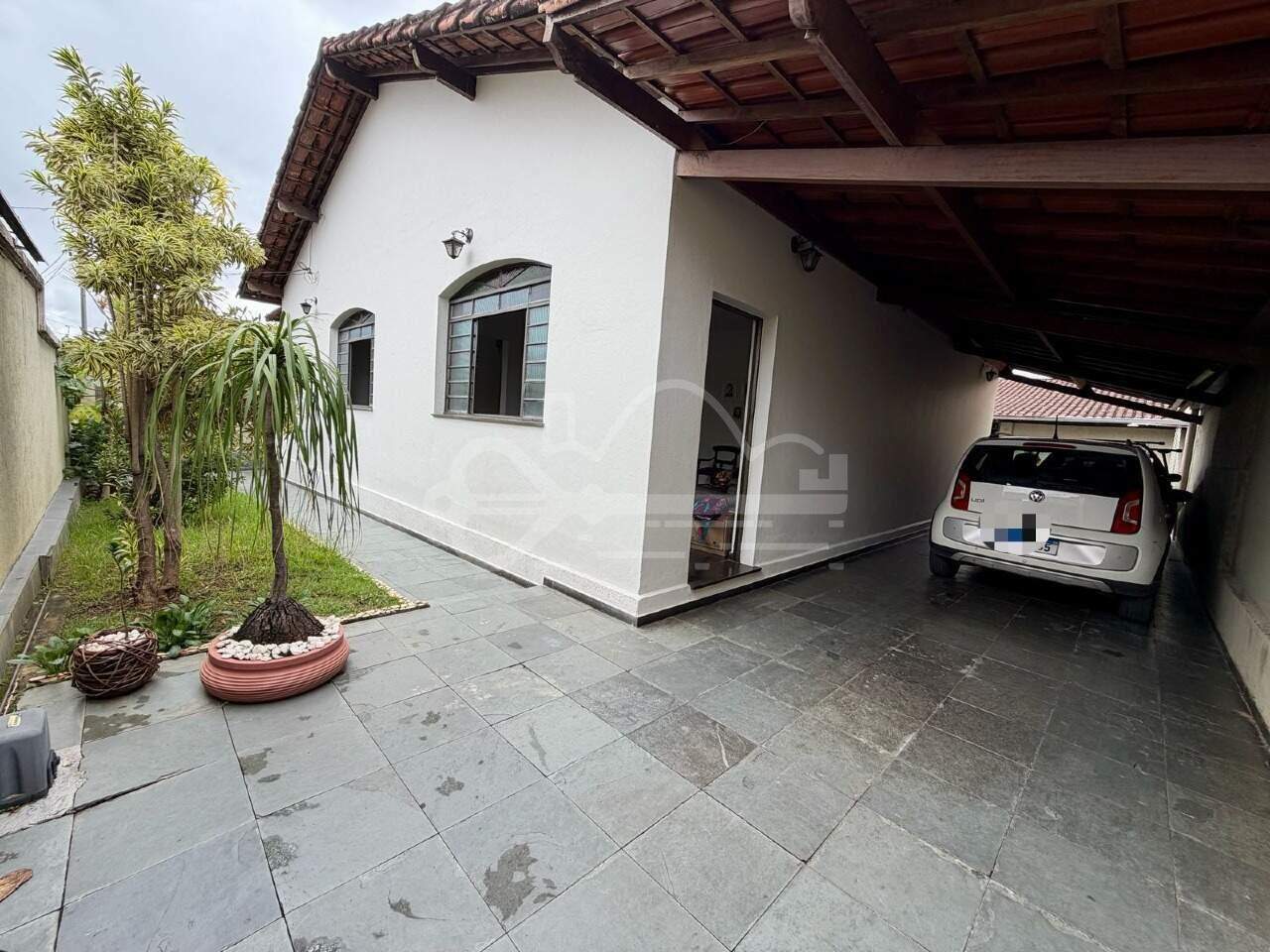 Casa com 3 quartos — Ouro Preto, Belo Horizonte