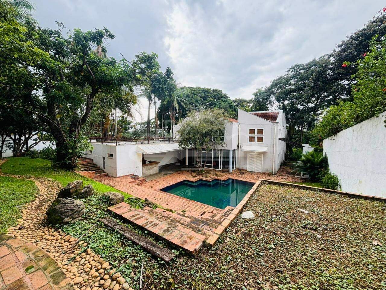 Casa com 4 quartos — São Luiz, Belo Horizonte