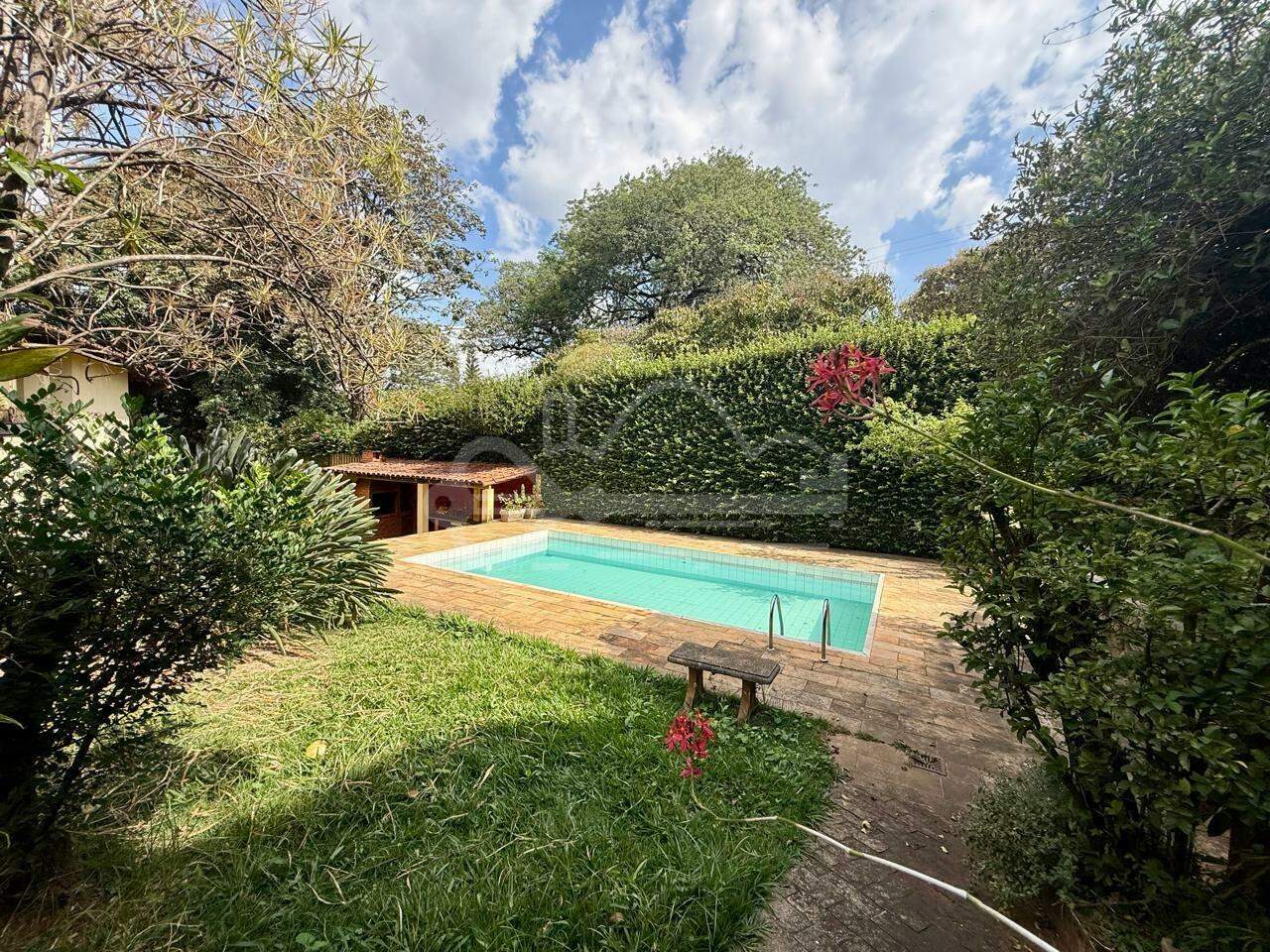 Casa com 4 quartos — Bandeirantes, Belo Horizonte