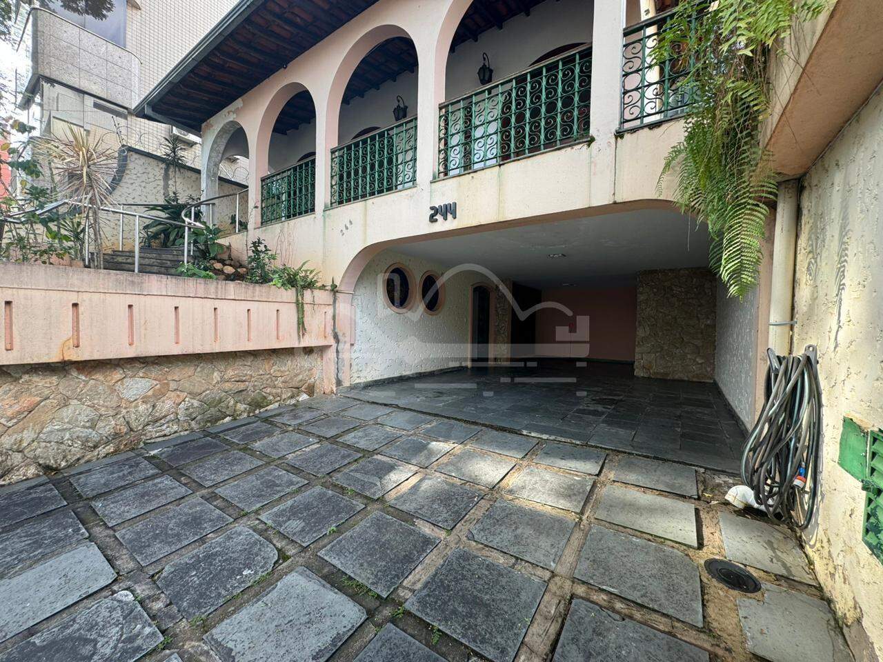 Casa com 4 quartos — Liberdade, Belo Horizonte