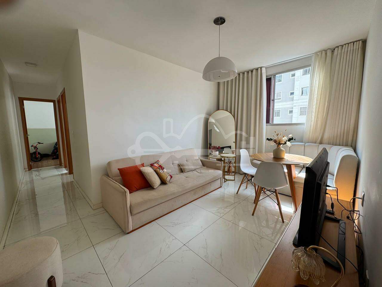 Apartamento com 2 quartos — Santa Amélia, Belo Horizonte