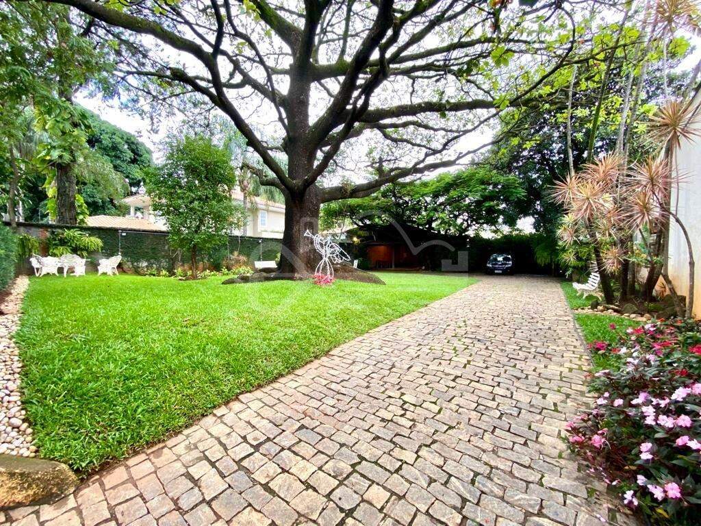 Casa com 3 quartos — São Luiz, Belo Horizonte