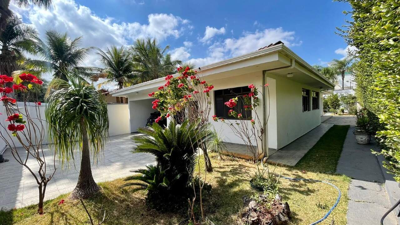 Casa com 5 quartos — Bandeirantes, Belo Horizonte