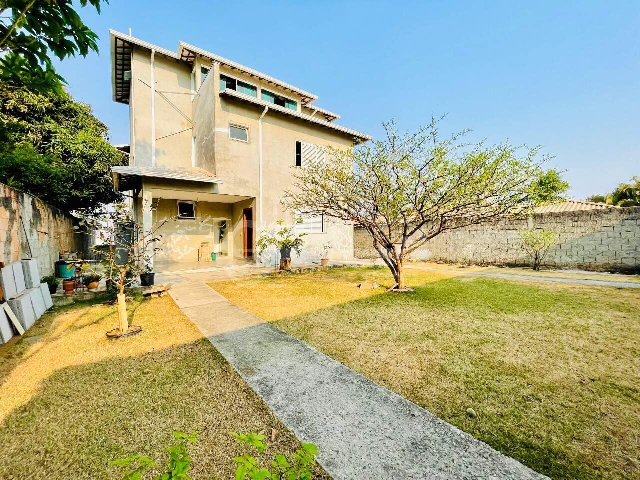Casa com 5 quartos — Trevo, Belo Horizonte