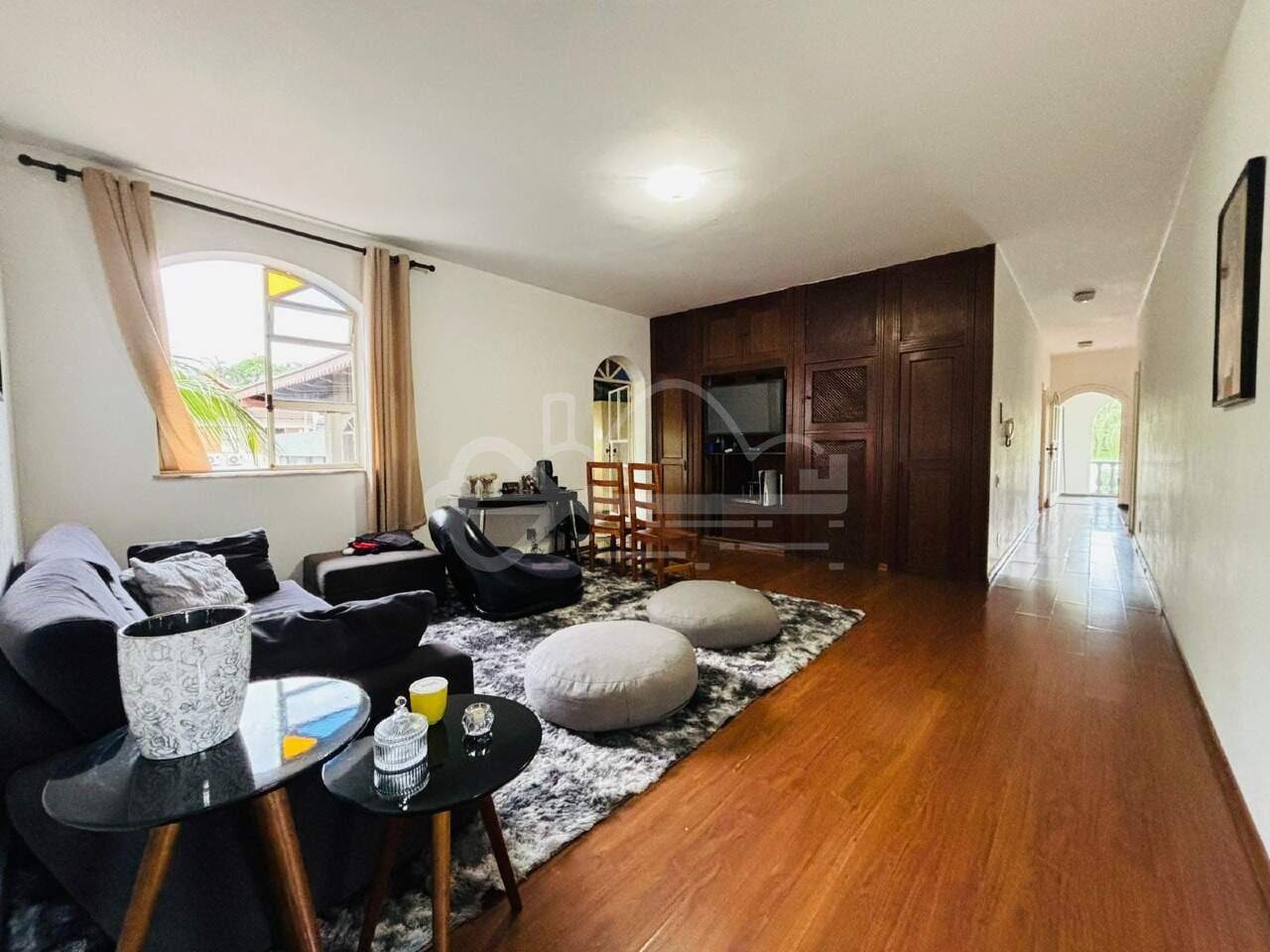 Casa à venda no Bandeirantes: 
