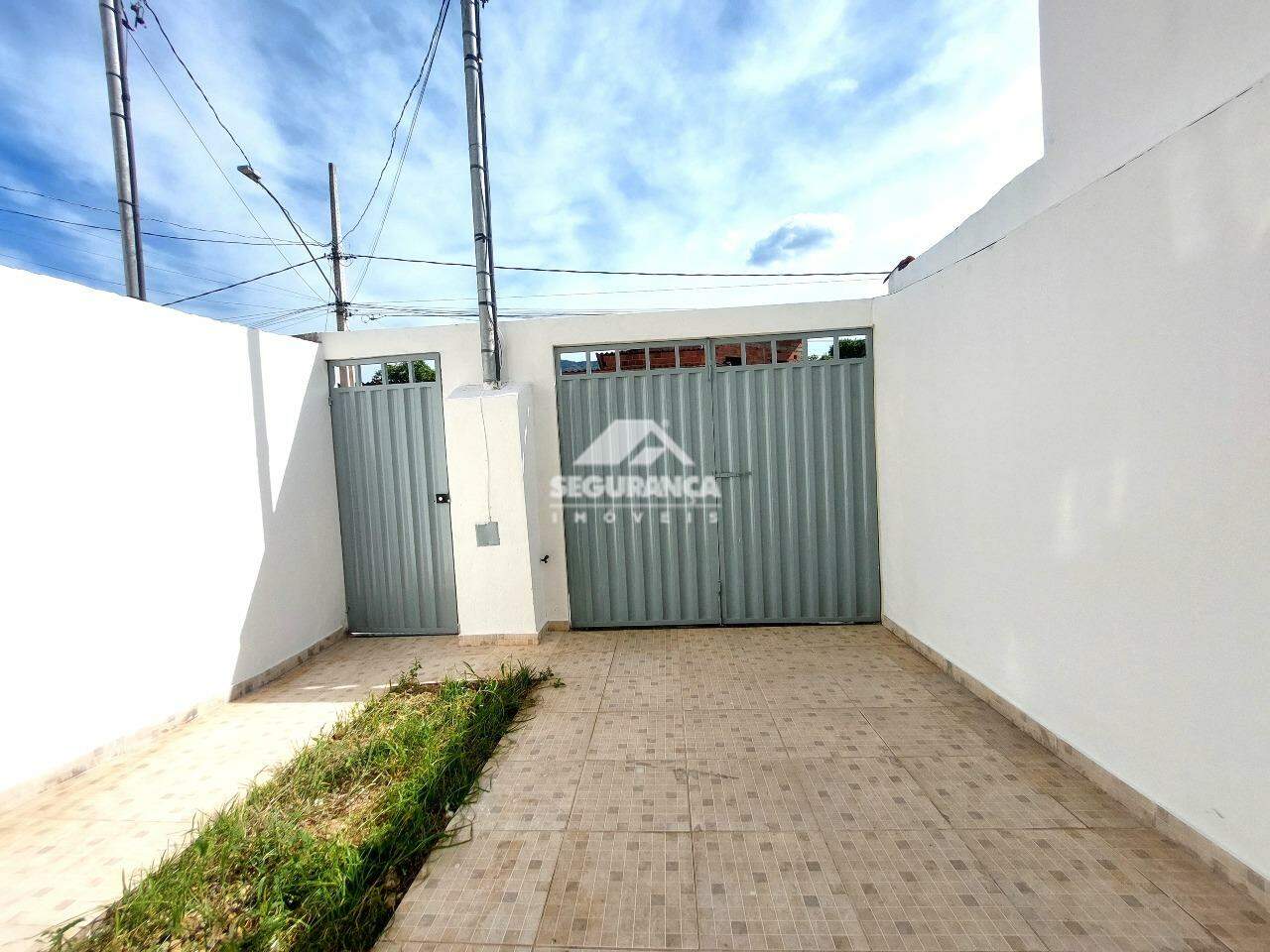 Casa para aluguel no SION: GARAGEM