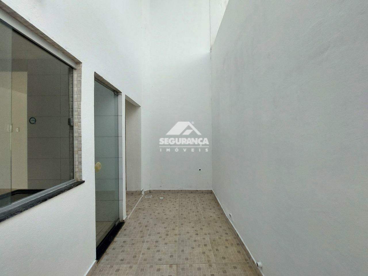 Casa para aluguel no SION: ÁREA DE SERVIÇO