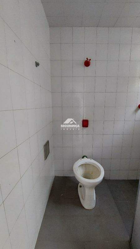 Casa para aluguel no Centro: BANHEIRO DE SERVIÇO