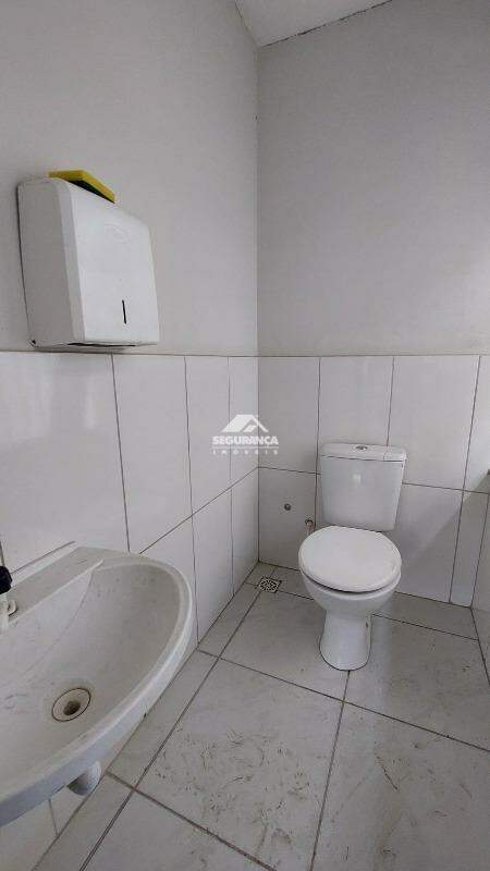 Casa para aluguel no Centro: BANHEIRO SUÍTE (1)