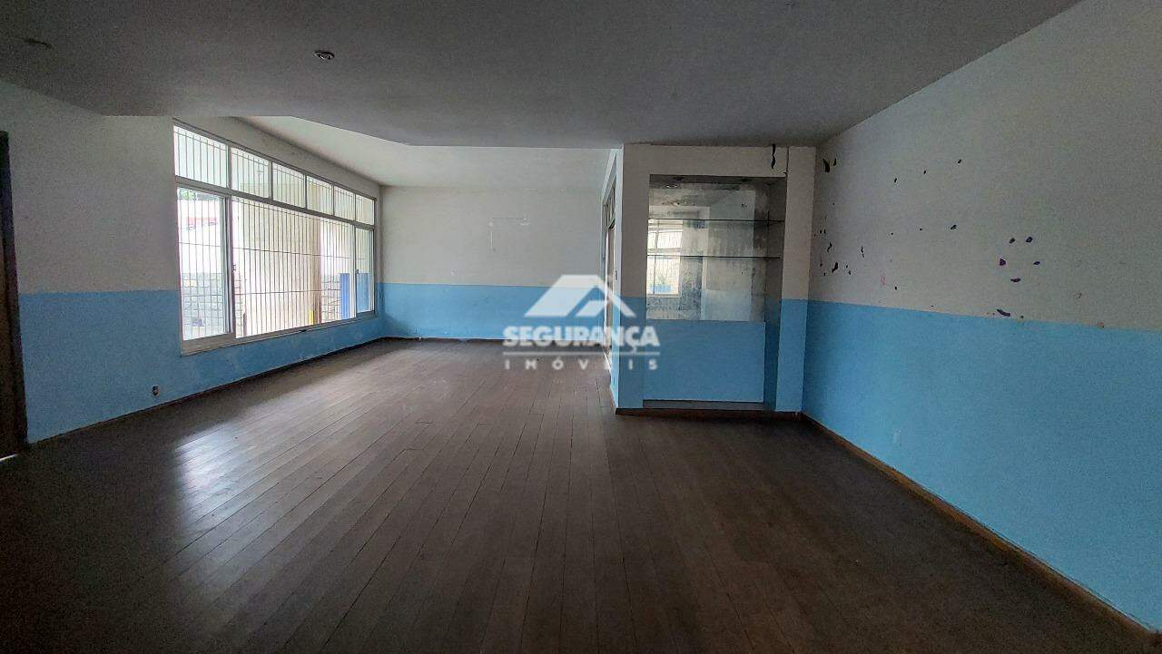 Casa para aluguel no Centro: SALA (2)