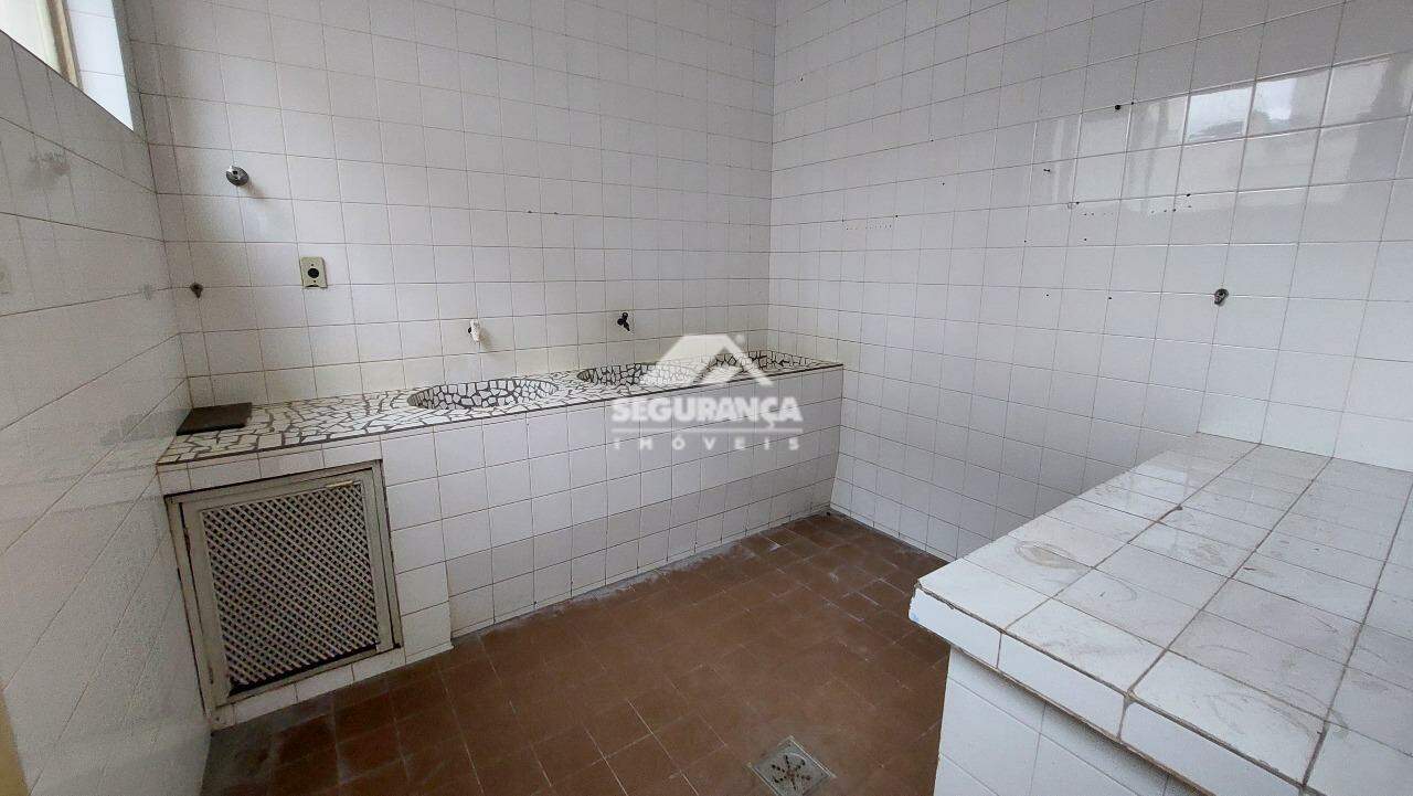 Casa para aluguel no Centro: ÁREA DE SERVIÇO