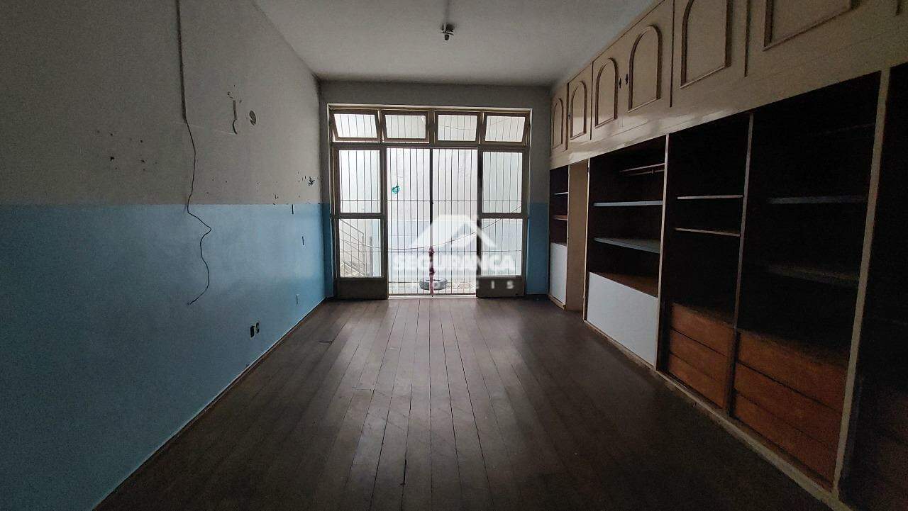 Casa para aluguel no Centro: SALA (3)