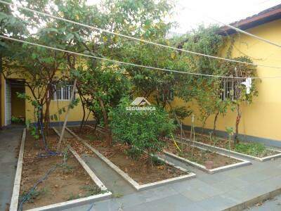 Casa para aluguel no Centro: 