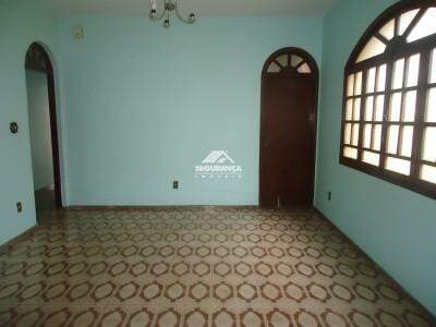 Casa para aluguel no Centro: 