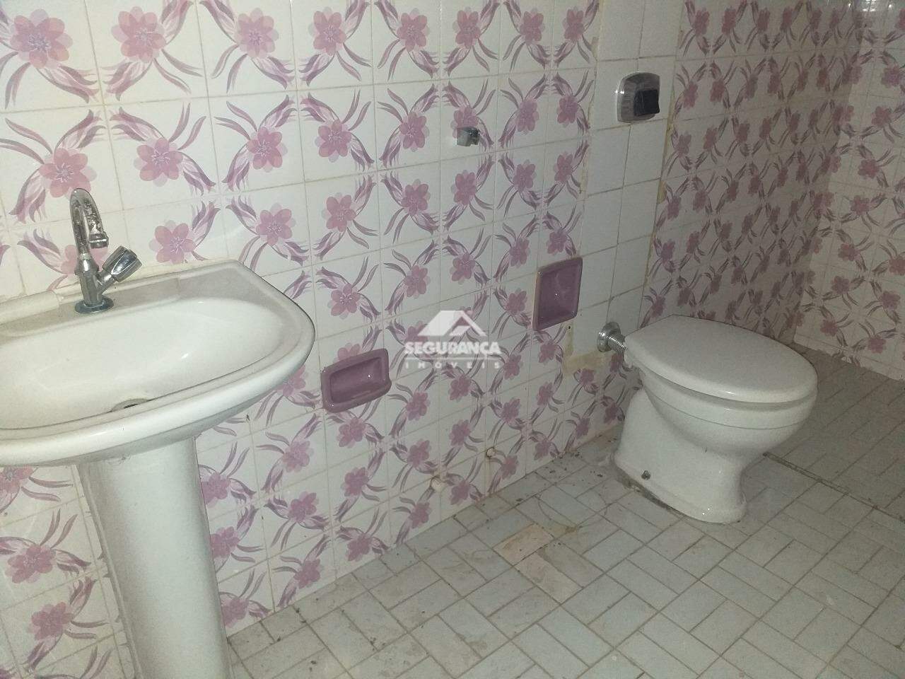 Casa para aluguel no Centro: BANHEIRO