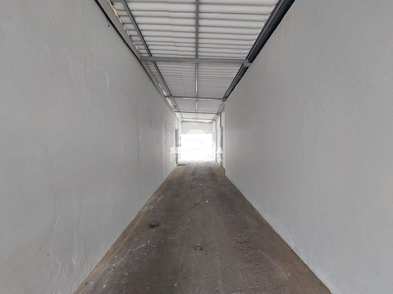 Loja para aluguel no Centro: ENTRADA PARA AREA LIVRE E ESTACIONAMENTO