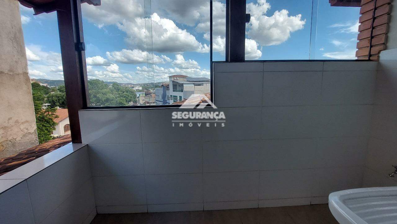 Casa para aluguel no Vila Rica: ÁREA DE SERVIÇO