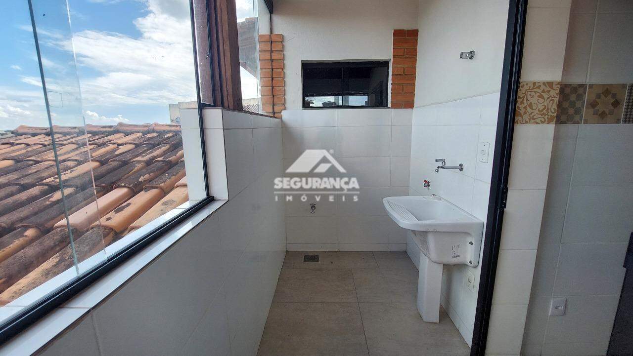Casa para aluguel no Vila Rica: ÁREA DE SERVIÇO