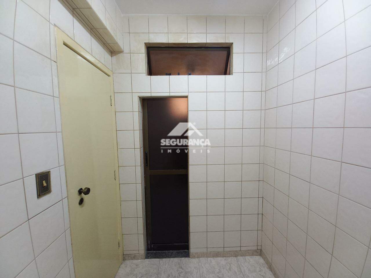 Apartamento para aluguel no Centro: DCE