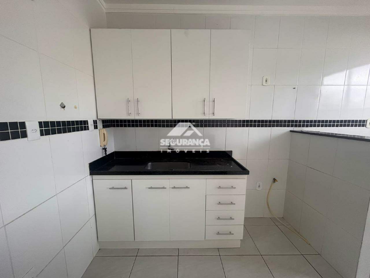 Apartamento para aluguel no Morada do Vale: COZINHA