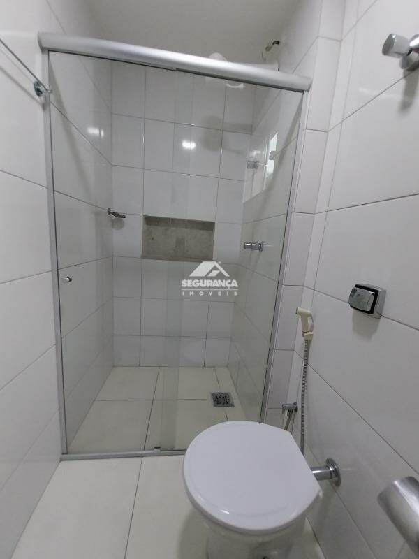 Apartamento para aluguel no Esplanada: BANHEIRO SUÍTE 