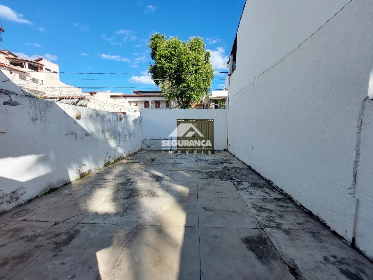 Casa para aluguel no Ilha dos Araújos: GARAGEM