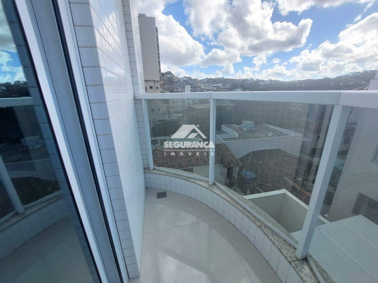 Apartamento para aluguel no Centro: SACADA SUITE 02