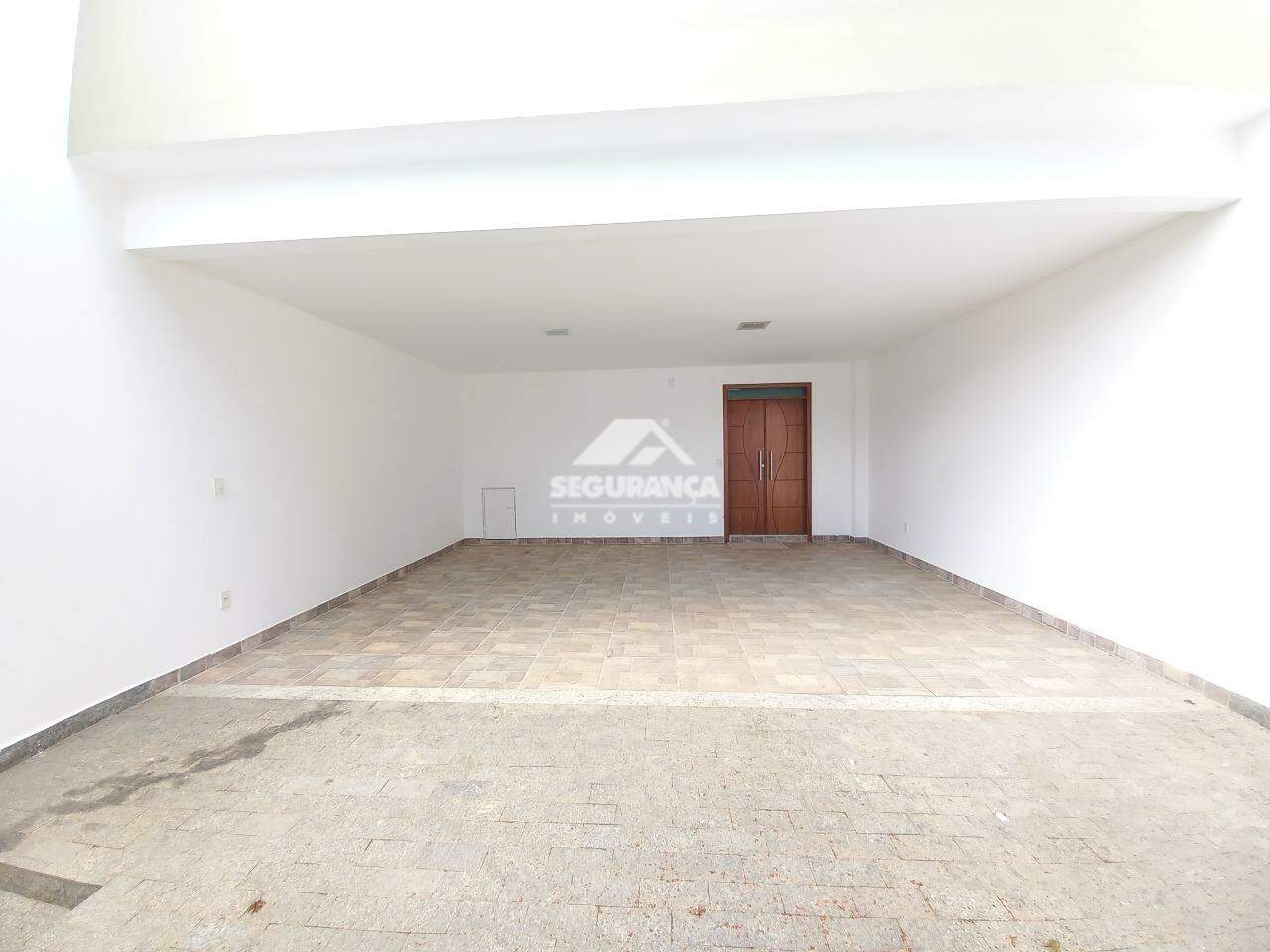 Casa para aluguel no Cidade Nova: GARAGEM