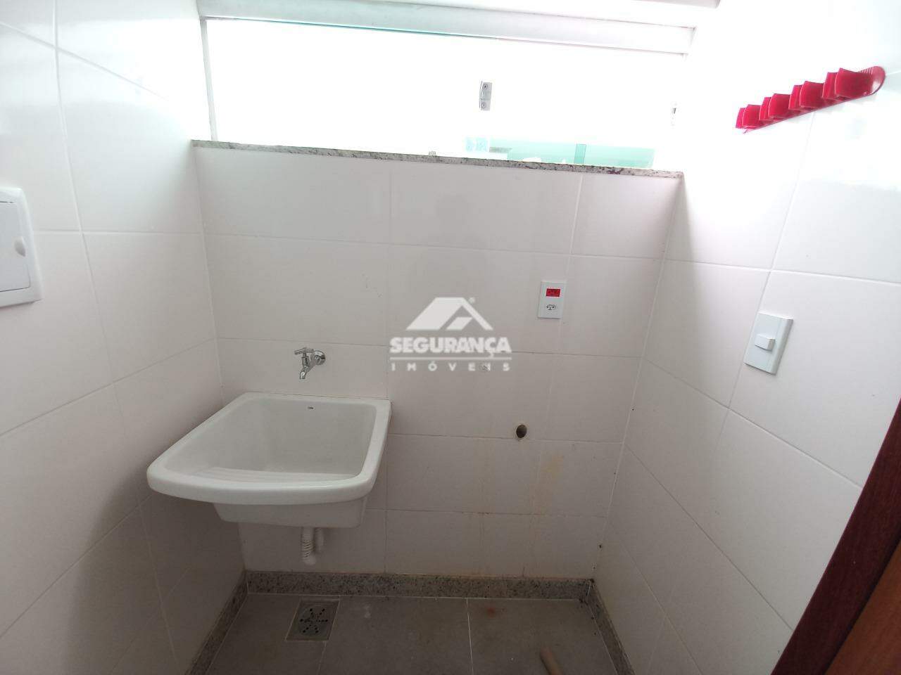Casa para aluguel no Cidade Nova: ÁREA DE SERVIÇO
