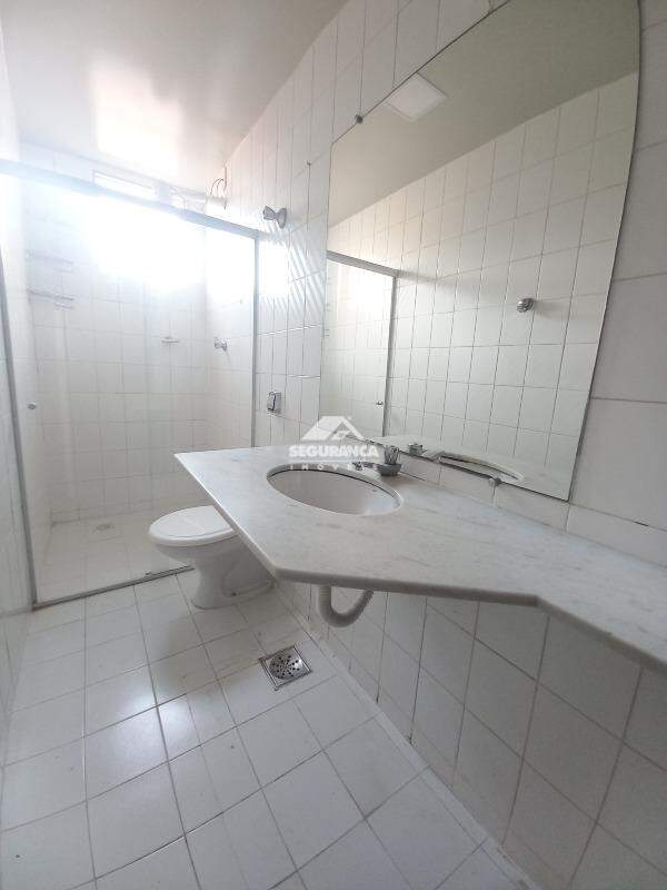 Apartamento para aluguel no ESPLANADINHA: BANHEIRO SOCIAL