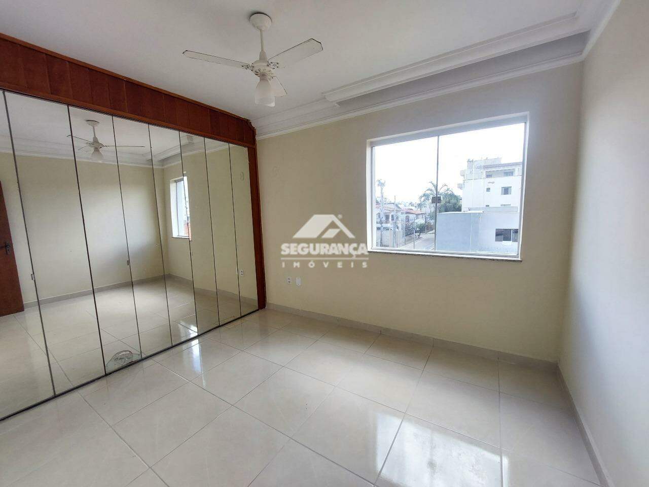 Apartamento para aluguel no Ilha dos Araújos: QUARTO (2)