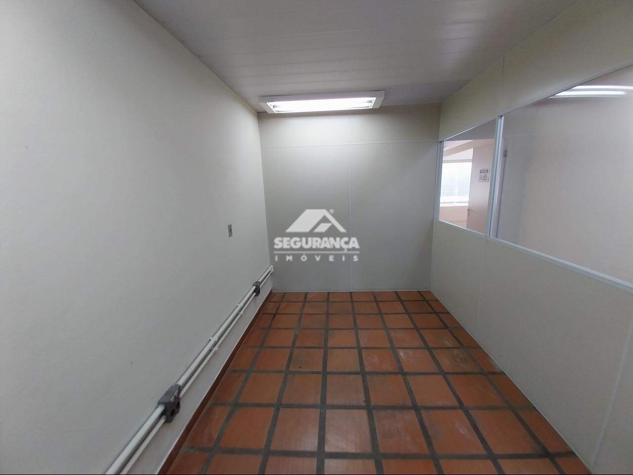 Casa comercial para aluguel no Centro: ESCRITÓRIO (2)